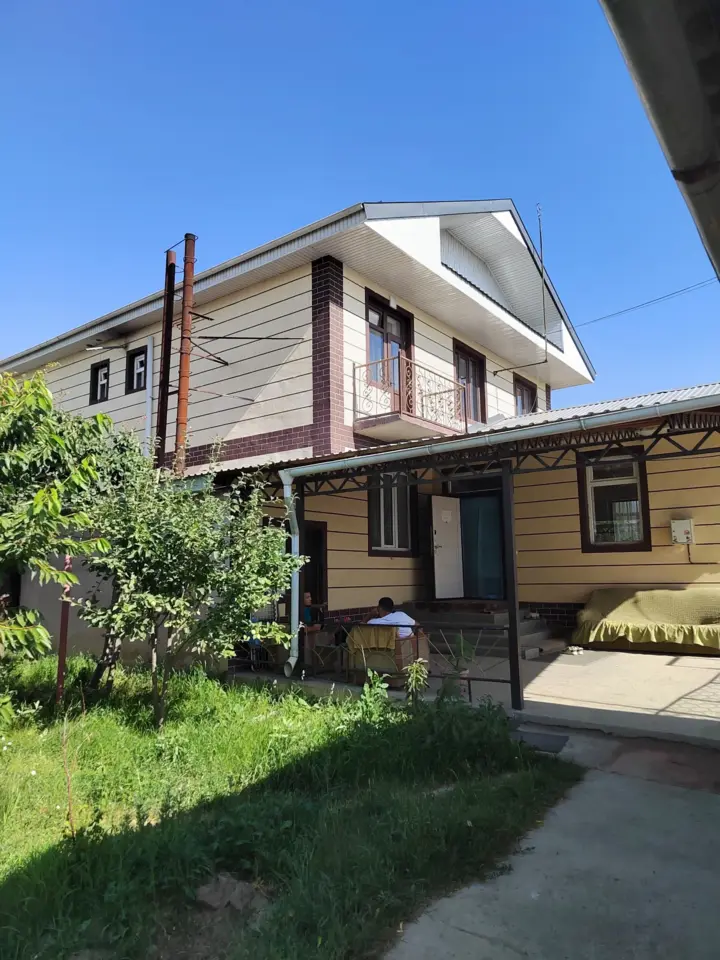 Гостевой дом "Встреча" — guest house, Karakol