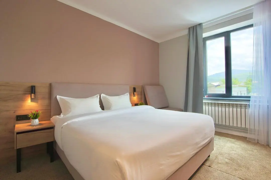 Oimo Hotel — апарт-отель, с. Каракол (Ак-Суйский р-н)