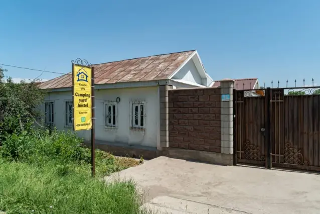 Camping yard hostel karakol — хостел, Каракол