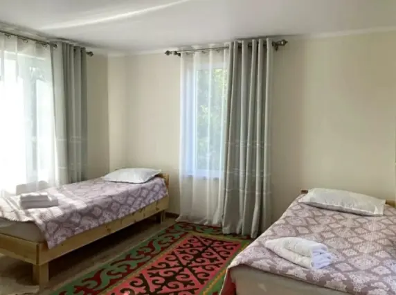Guesthouse Nazira — bed space, Bishkek