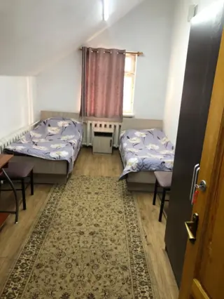 Койко-место — bed space, Bishkek