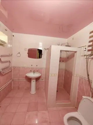 Üç Kişilik Oda — oda, Bokonbaevo
