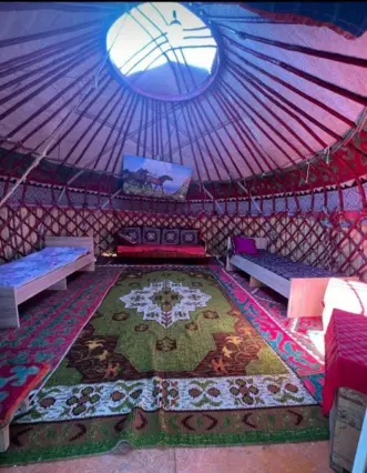 Гостевой дом "Bermet" юрта — room, v. Ton