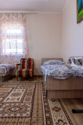 Гостевой дом "Светлана" 3х местный — room, v. Ton
