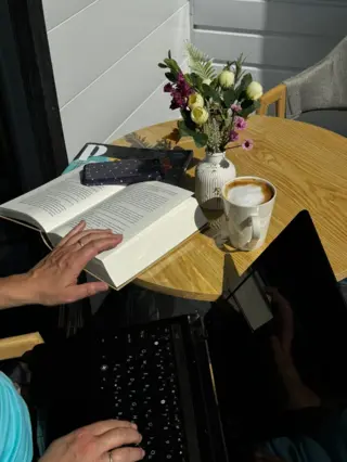 Nomads home Семейный номер — room, Bishkek