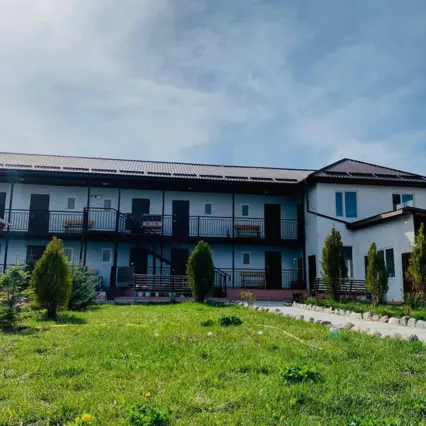Coral Hotel Guesthouse — guest house, v. Tosor