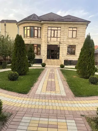 House with yurt — коттедж/дом, Бишкек