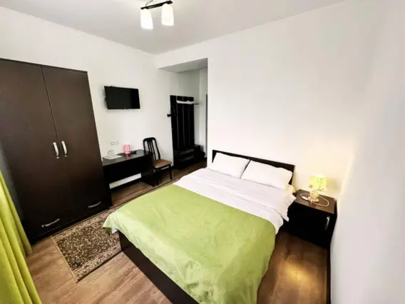Ak-Maral Guesthouse — guest house, Karakol