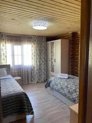 Сохо Хутордағы отбасылық коттедж — коттедж/үй, Бақту-Долонату