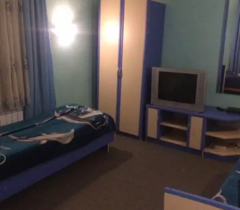 Трехместный номер — room, v. Karakol (d. Ak-Suy )