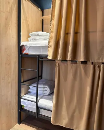 Койко-место в Мужской части — bed space, Bishkek