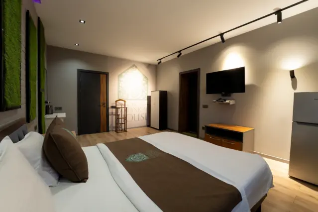 Luxury Room — room, Bishkek