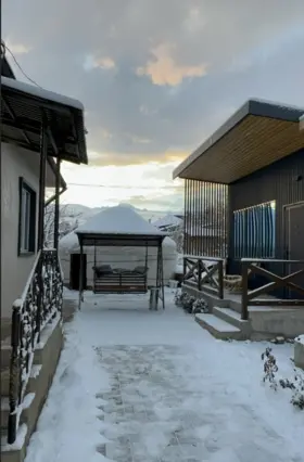 Vavilon — hotel, Karakol