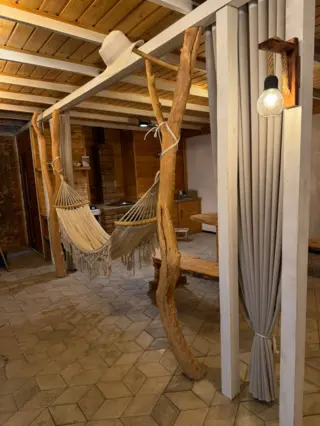 A-frame Cabin — cottage/house, v. Bosteri