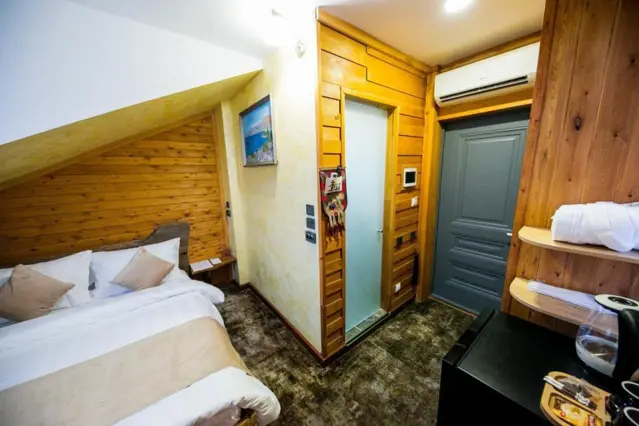 Chambre Économique — chambre, Bichkek