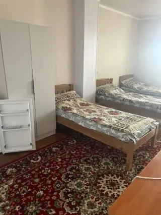 Triple Room — room, v. Ton