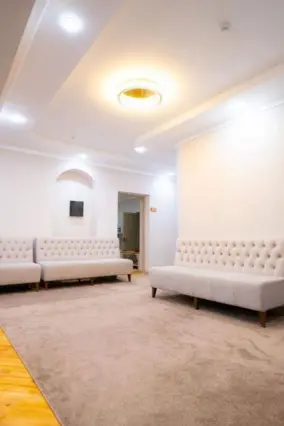 Green Hotel — hotel, Osh