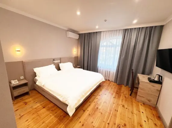 Double — room, Osh