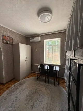Койко-место — bed space, Bishkek