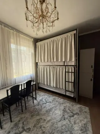 Койка в 6 местном Женском Номере — bed space, Bishkek