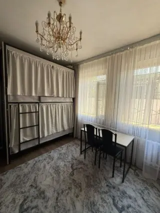Койка в 6 местном Женском Номере — bed space, Bishkek