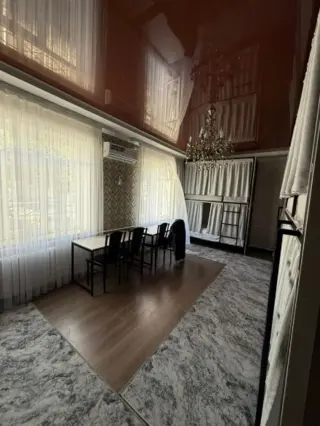 Койка в 10 местном Женском Номере — bed space, Bishkek