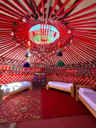 Dört Kişilik Yurt Çadırı — oda, Bokonbaevo