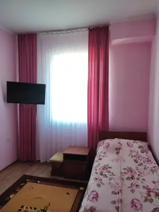 Chambre quadruple — chambre, Cholpon-Ata