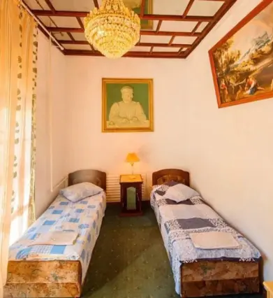 Standard Double Chinese Castle Room — room, v. Tamchy