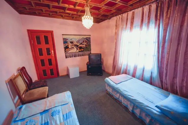 Standard Triple Chinese Castle Room — room, v. Tamchy