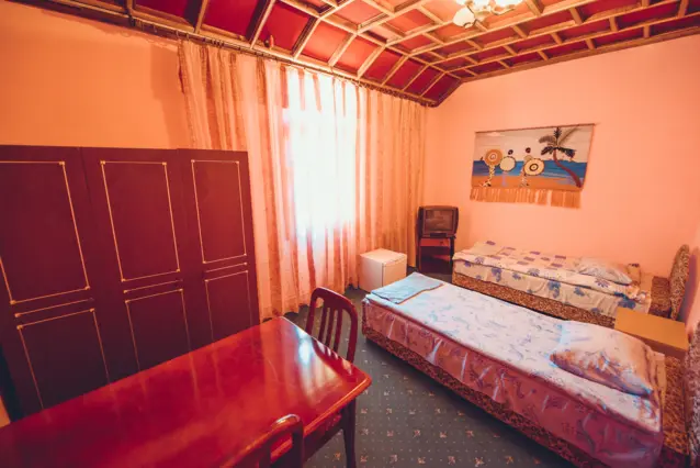 Standard Triple Chinese Castle Room — room, v. Tamchy