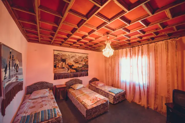 Standard Triple Chinese Castle Room — room, v. Tamchy