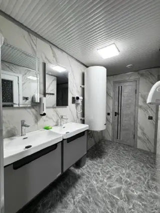 Navi Hostel Och — auberge de jeunesse, Och