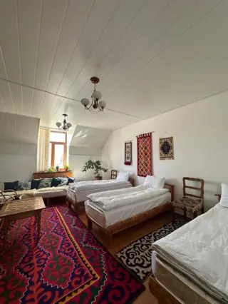 Трехместный номер — room, v. Kyzyl-Bayrak