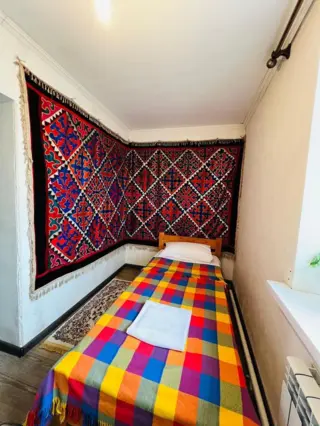 Single — room, Naryn