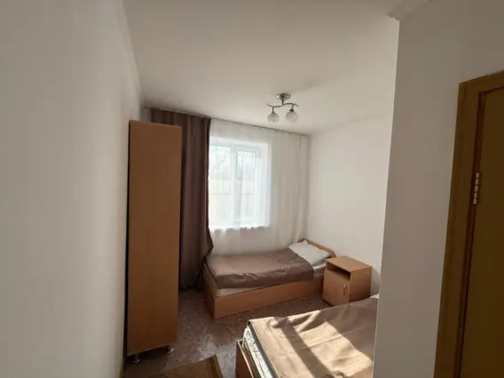 Chambre pour cinq personnes — chambre, Cholpon-Ata