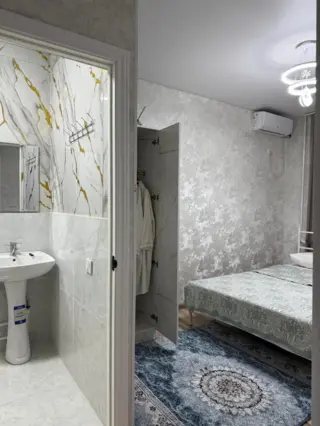Гостевой дом "Радуга" — guest house, Osh
