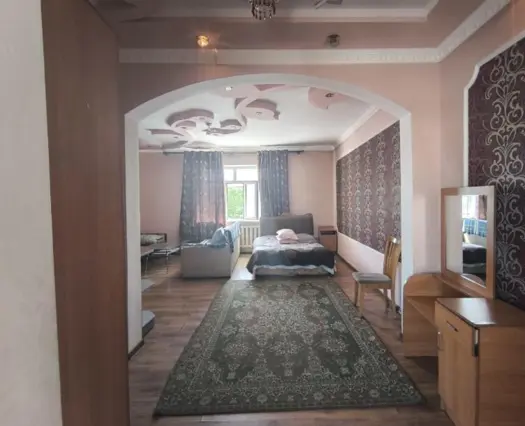 Triple Room — room, Talas