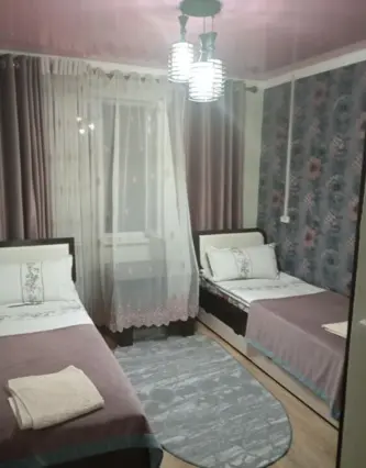 Five-person room — room, Talas