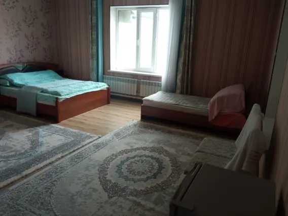 Семейный номер — room, Talas
