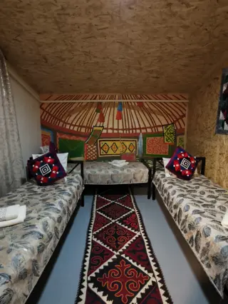 Гостевой дом "Akjol" — guest house, v. Kara-Debe