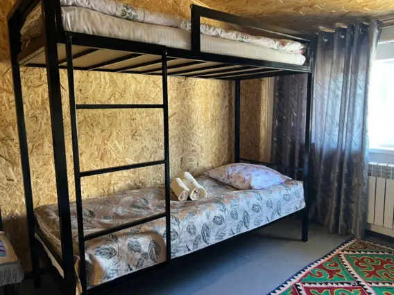 Четырёхместный номер — room, v. Kara-Debe
