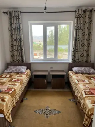 Doppelzimmer mit 2 Einzelbetten — zimmer, Kochkor