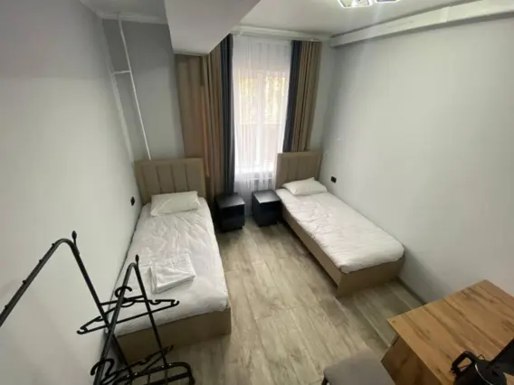 Chambre Lits Jumeaux TWIN — chambre, Kochkor