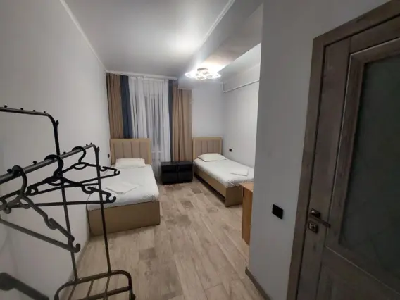 Chambre Lits Jumeaux TWIN — chambre, Kochkor