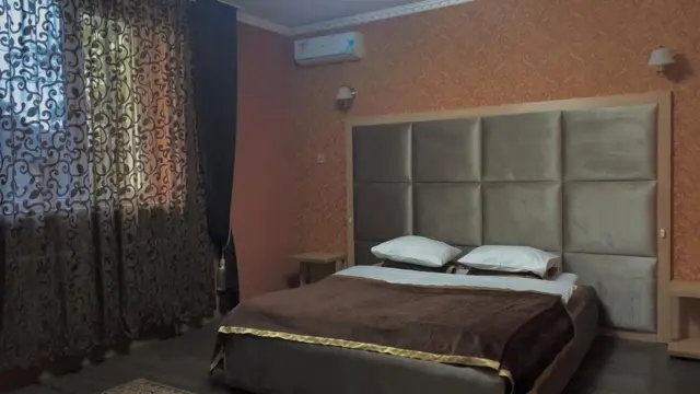 Quadruple Suite (Family Lux) — room, Bishkek