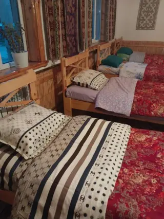 Койко-место 7 Kanat Guest House — bed space, v. Tar-Suu