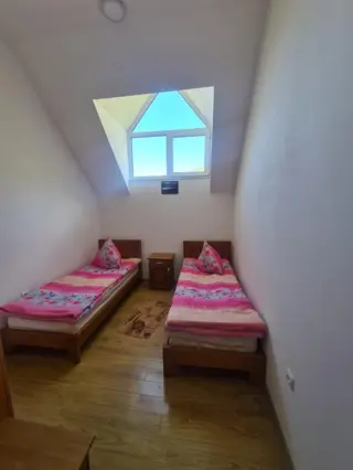 Двухместный номер — room, v. Kegeti