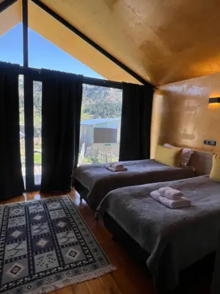 Peak Lodge Jyrgalan Kır Evi — kotej/ev, Jırgalan