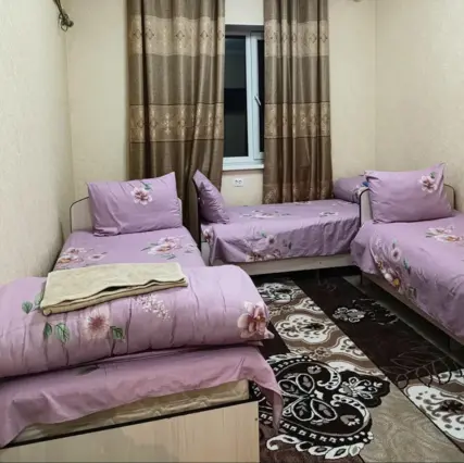 Dreibettzimmer — zimmer, Tash-Kumyr